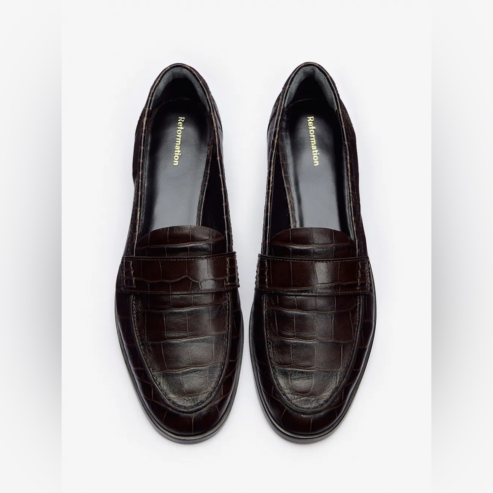 Reformation Kaylee Loafer in Dark Chocolate Croc, Size 8.5, NWT